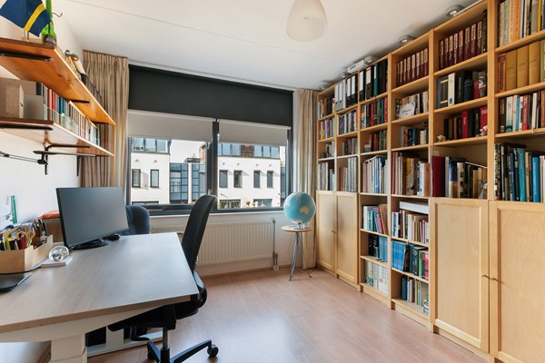 Medium property photo - Burgemeester Beelaertspark 77, 3319 AN Dordrecht